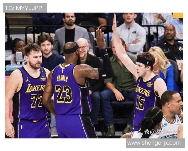 今日湖人对阵火箭精彩回放重温比赛瞬间与精彩时刻分析